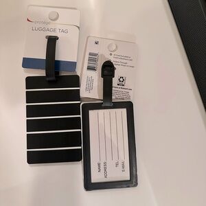 2 BLACK AND WHITE STRIPE LUGGAE TAGS FIRM RUBBER MATERIAL STURDY